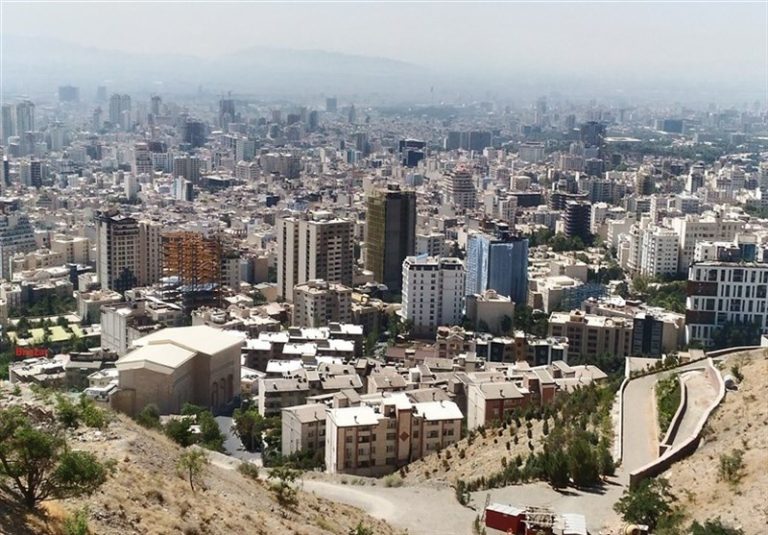 تحلیل تغییرات احتمالی سیاست‌ها و قوانین دولت بر بازار املاک هشتگرد